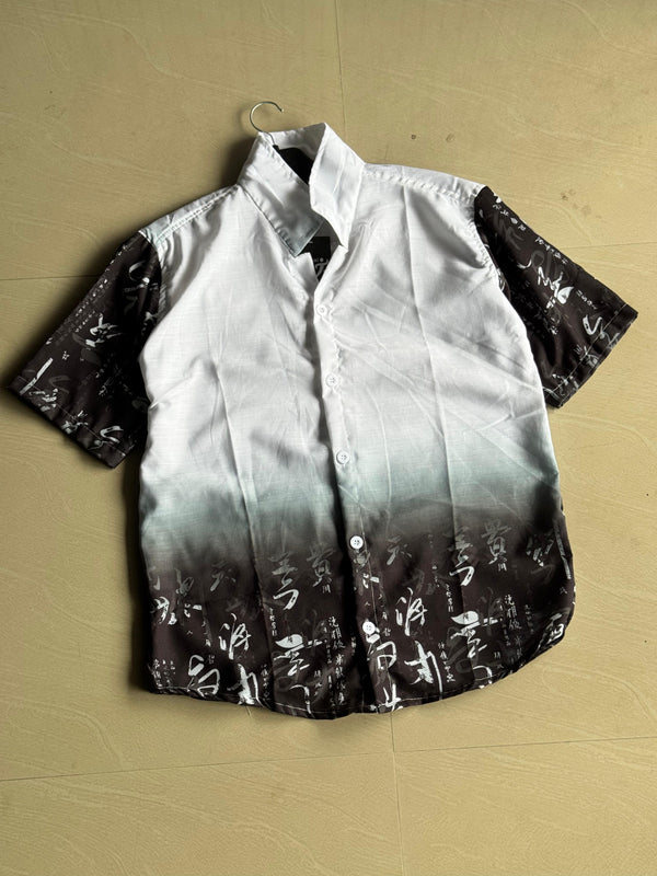 Men’s Gradient Calligraphy Print Short Sleeve Shirt