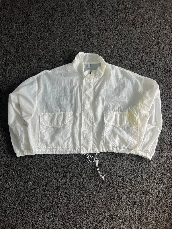 White Cropped Utility Windbreaker Jacket with Front Pockets ⚠️ Small Stains