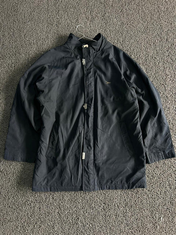 Minimalist Black Zip-Up Lightweight Jacket – Classic Casual Windbreaker