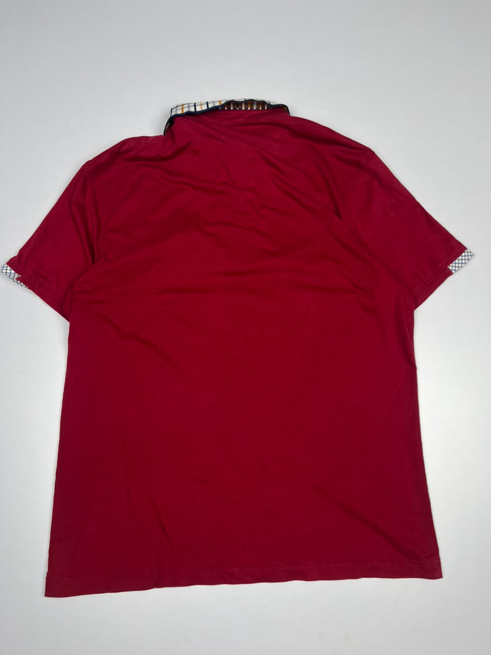 Short-Sleeve Polo T-Shirt with Checkered Collar and Cuff Details