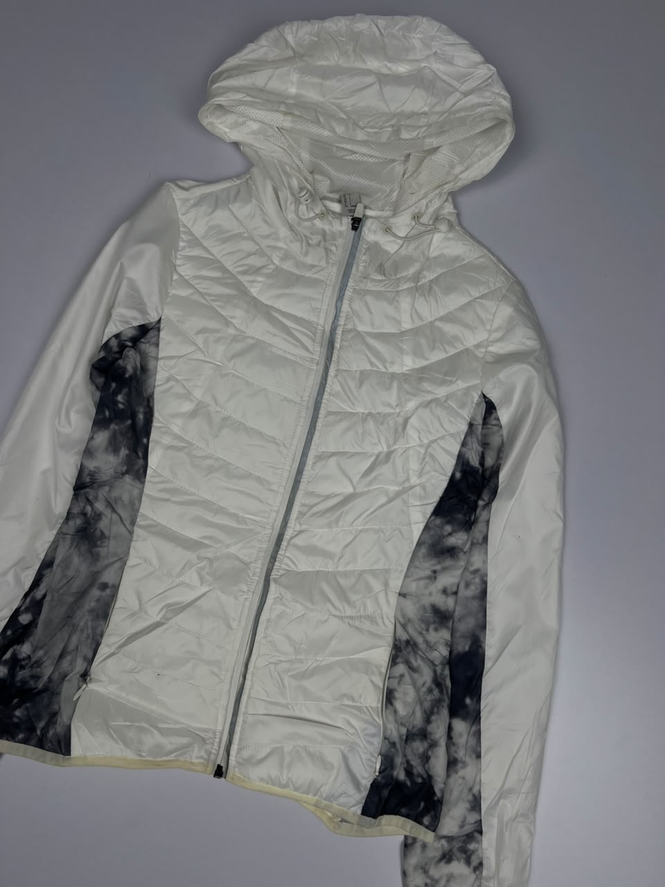 White Quilted Hooded Zip-Up Jacket with Black Tie-Dye Side Panels