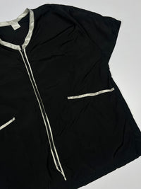 Vintage Black Short-Sleeve Zip-Up Jacket with Contrast Trim ⚠️ Zip puller missing