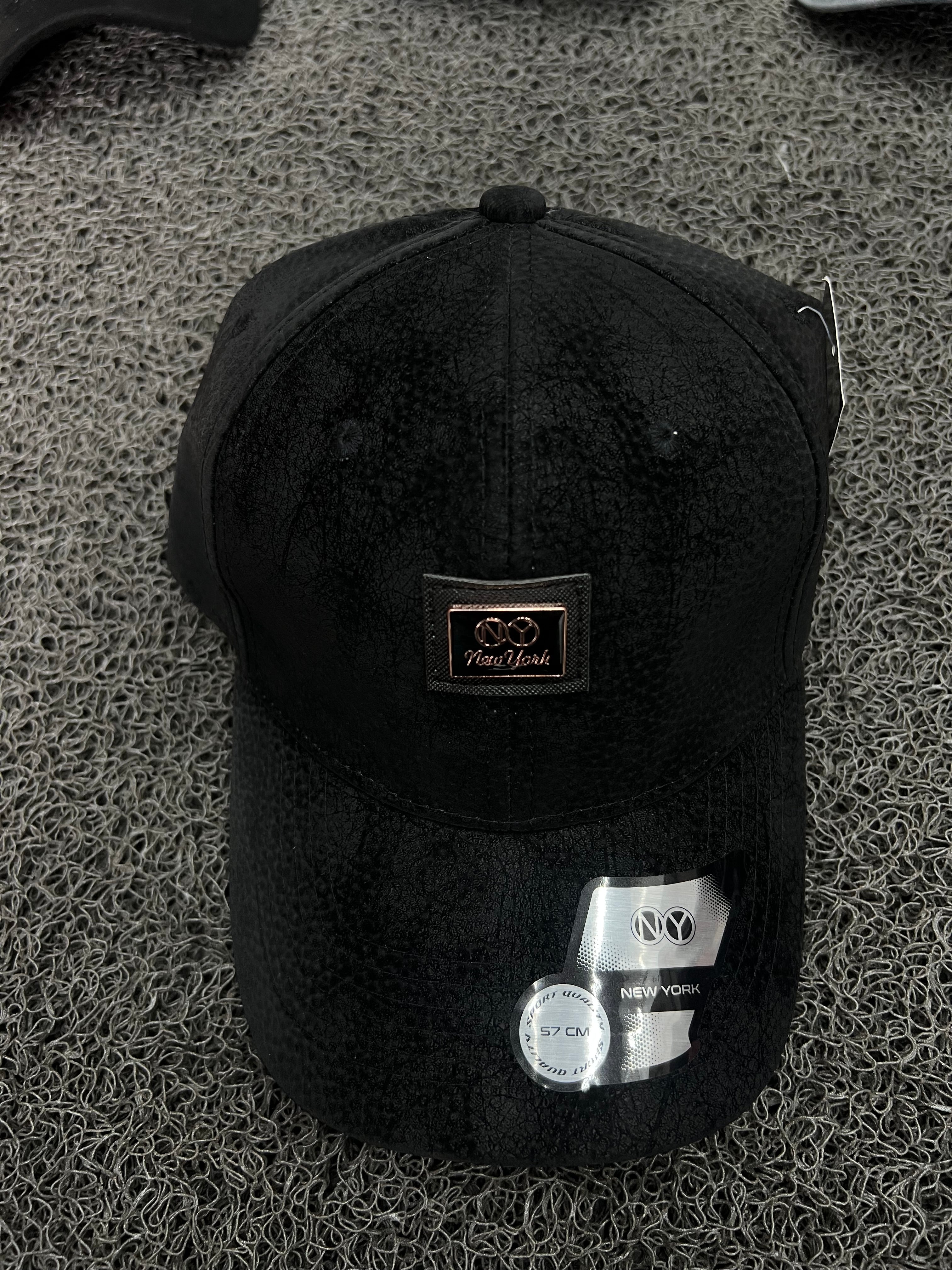 New York Premium Black Cap | Textured Finish