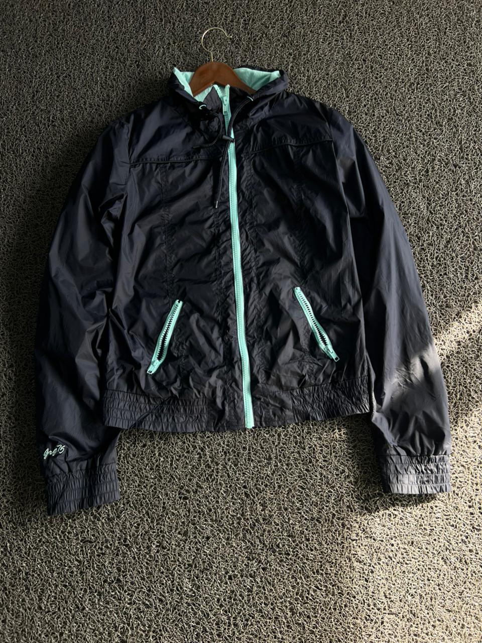 Black & Mint Contrast-Zip Hooded Windbreaker Jacket