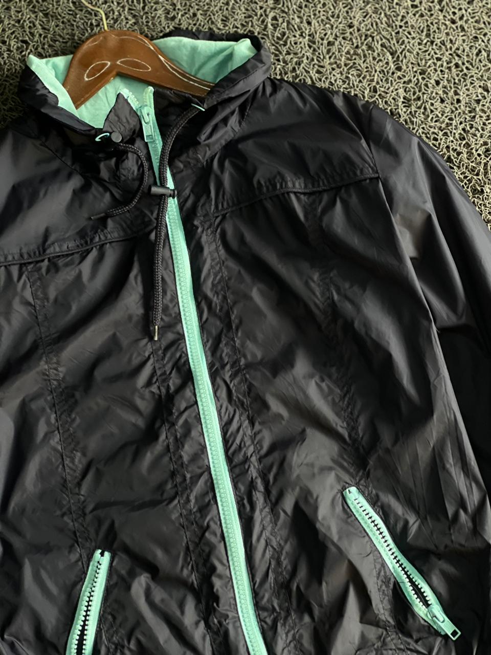 Black & Mint Contrast-Zip Hooded Windbreaker Jacket