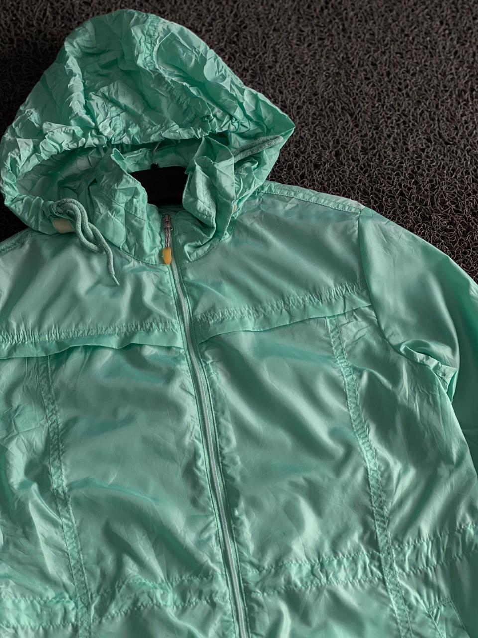 Mint Breeze Lightweight Hooded Windbreaker Jacket