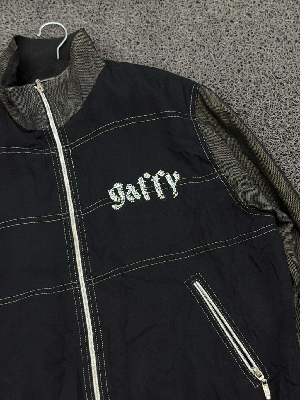 Black Contrast Zip-Up Jacket