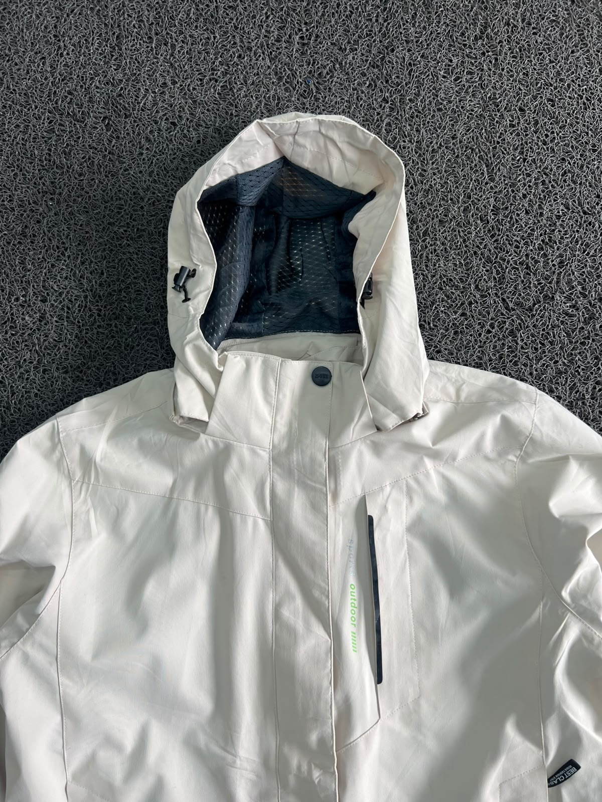 Outdoor Performance Hooded Waterproof Jacket ⚠️ Small Stains