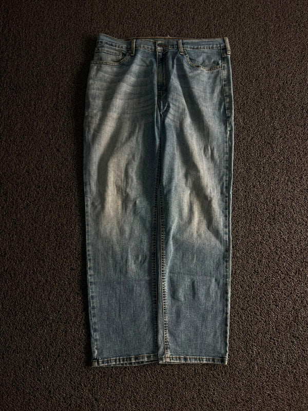 Vintage Washed Blue Denim Jeans – Relaxed Fit Classic 5-Pocket Jeans