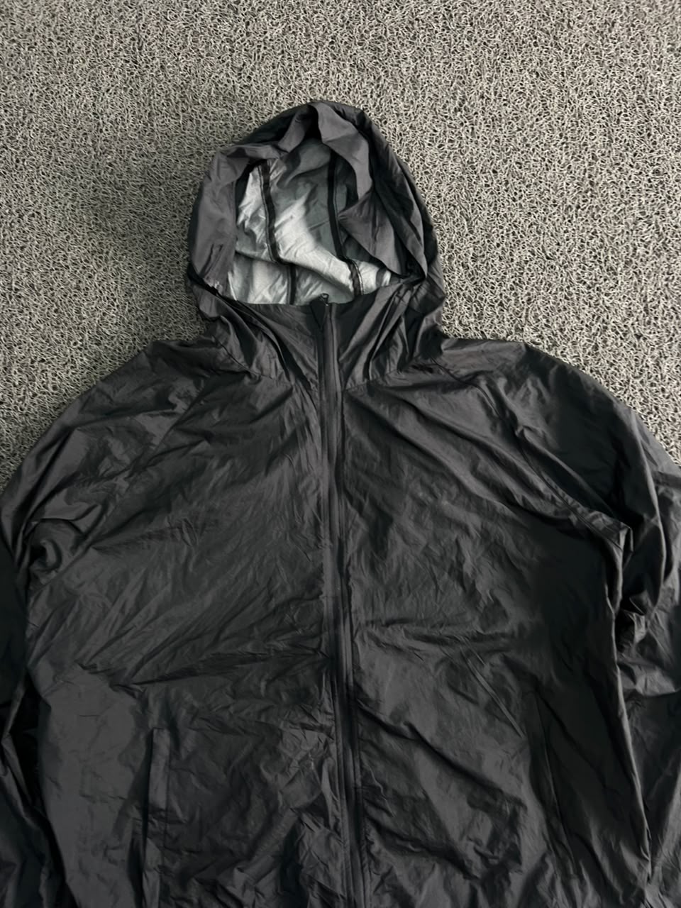 Vintage Black Lightweight Hooded Windbreaker Jacket