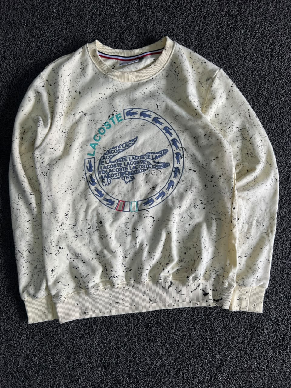 Lacoste Graphic Print Crewneck Sweatshirt – Cream | Premium Casual Pullover