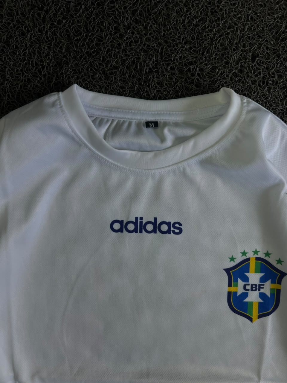 Adidas Brazil Kaká #8 Retro Football Five Sleeve Jersey – White | Vintage Style