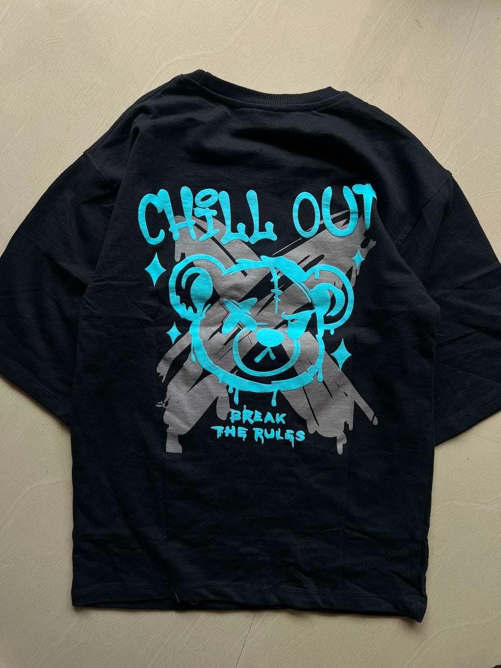 Chill Out Bear Graphic Oversized Black T-Shirt