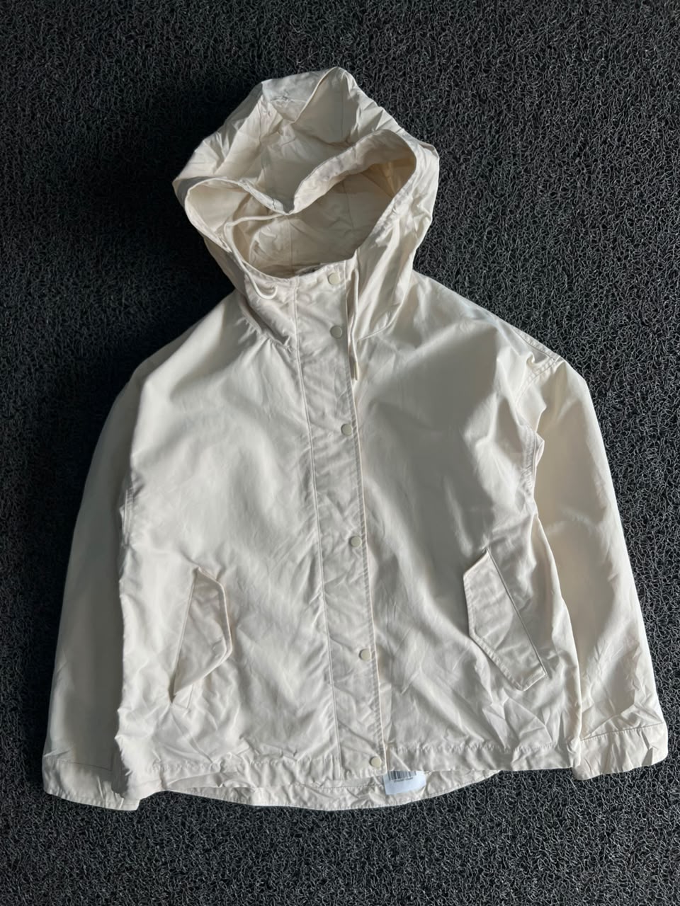 Vintage Off-White Hooded Windbreaker Jacket