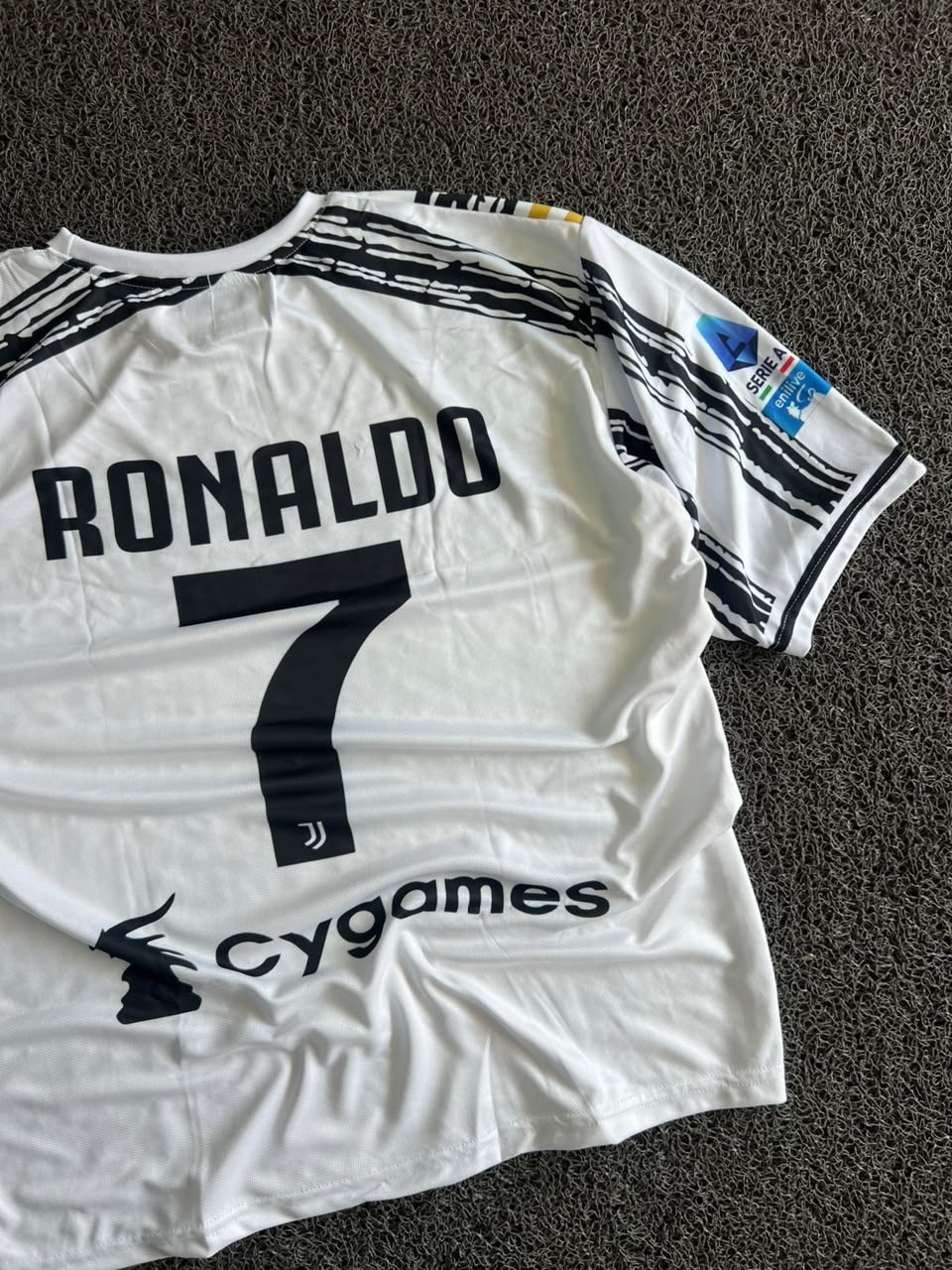 Juventus Cristiano Ronaldo #7 Home Jersey 2020/21 – White & Black Football Five Sleeve Jersey