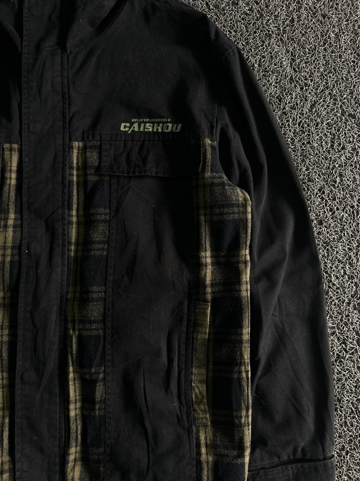 Casual Hooded Utility Jacket with Graphic Back Print