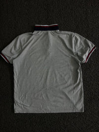 Vintage Polo T-Shirt with Contrast Striped Collar & Sleeve Trim – Thriftwear