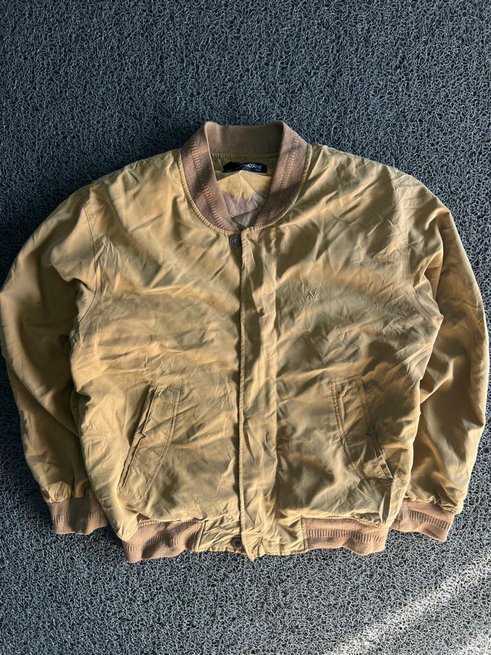 Beige Classic Bomber Jacket – Lightweight Casual Zip-Up