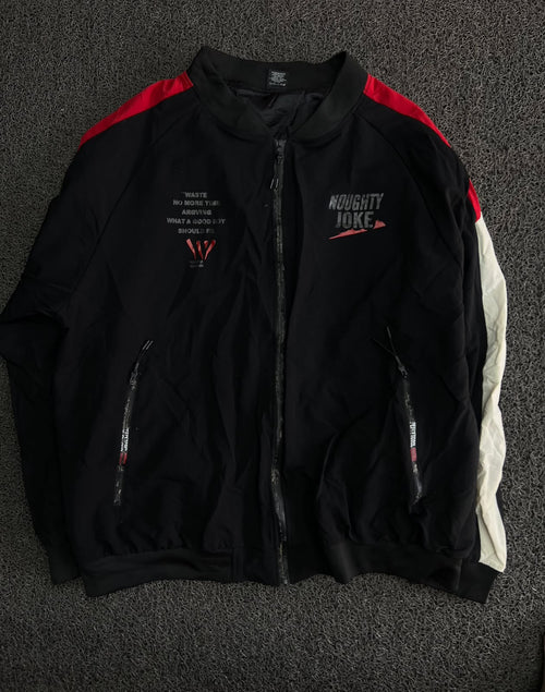 Full-Zip Casual Sports Jacket with Contrast Side Panels⚠️ Small Damage