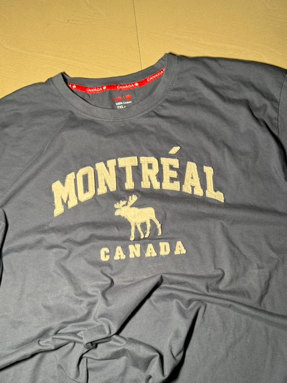 Vintage Montréal Canada Graphic T-Shirt