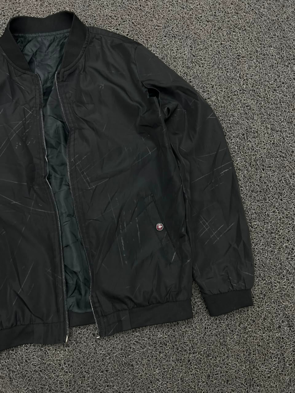 Black Bomber Jacket – Minimal Print | ⚠️ No Zip | Small Scratch