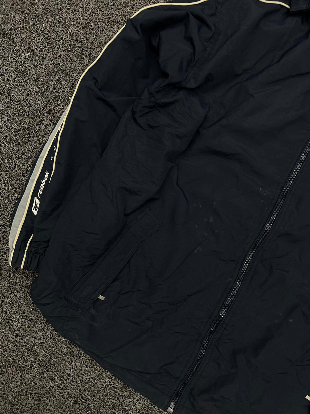 Vintage Reebok Black Hooded Windbreaker Jacket – Unisex