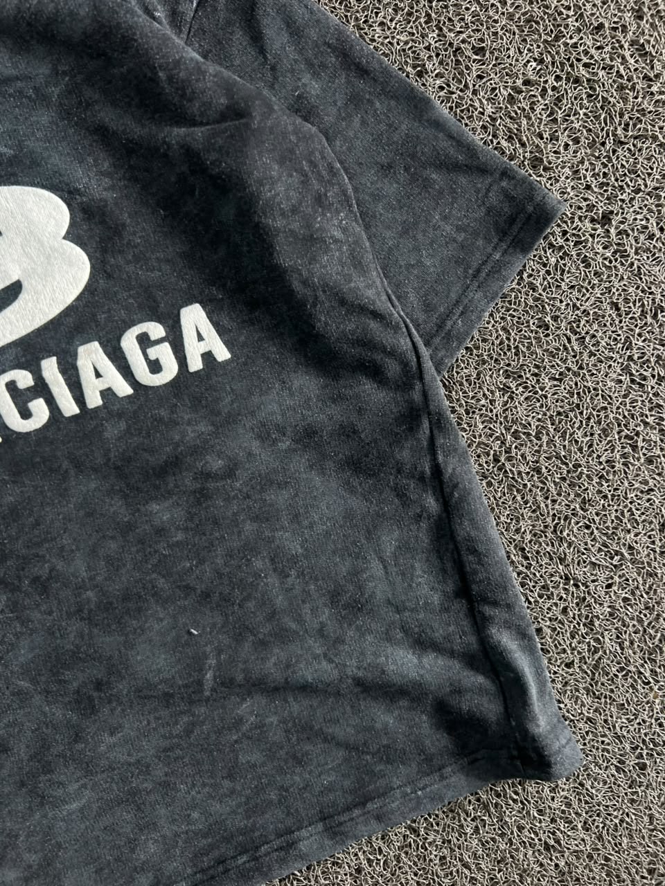 T-Shirt – Yellow & White Number 8 Balenciaga Paris Graphic Print