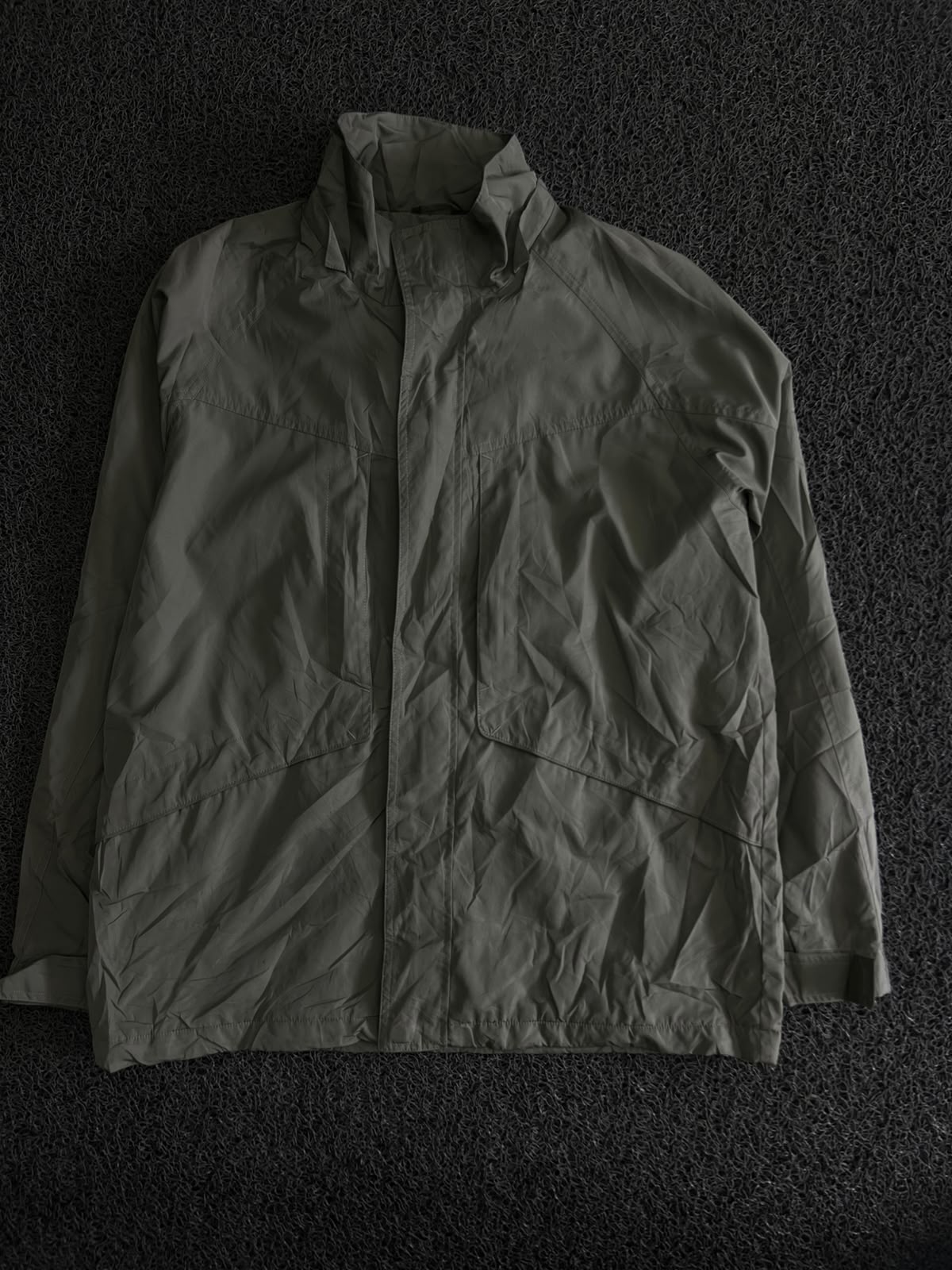 Utility Multi-Pocket Hooded Windbreaker Jacket