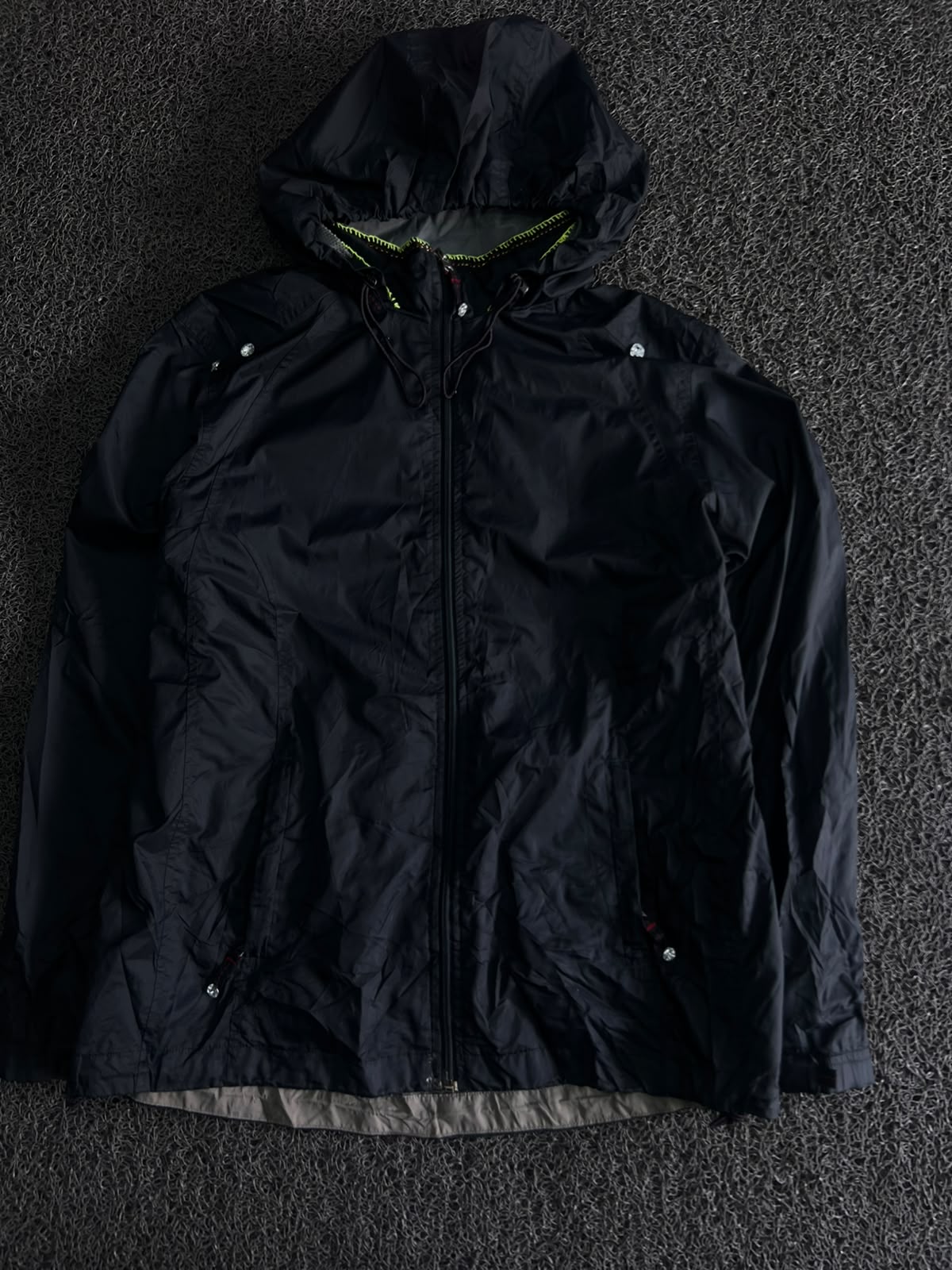 Vintage Hooded Lightweight Windbreaker Jacket with Zip Front & Drawstring Hood
