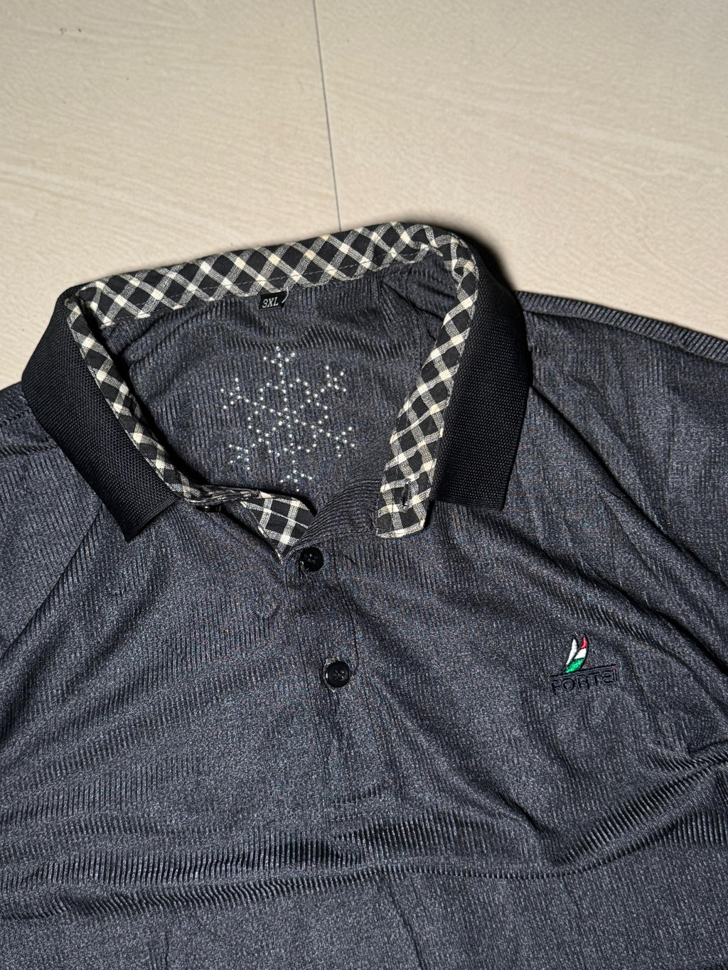 Men’s  Polo T-Shirt with Contrast Check Collar
