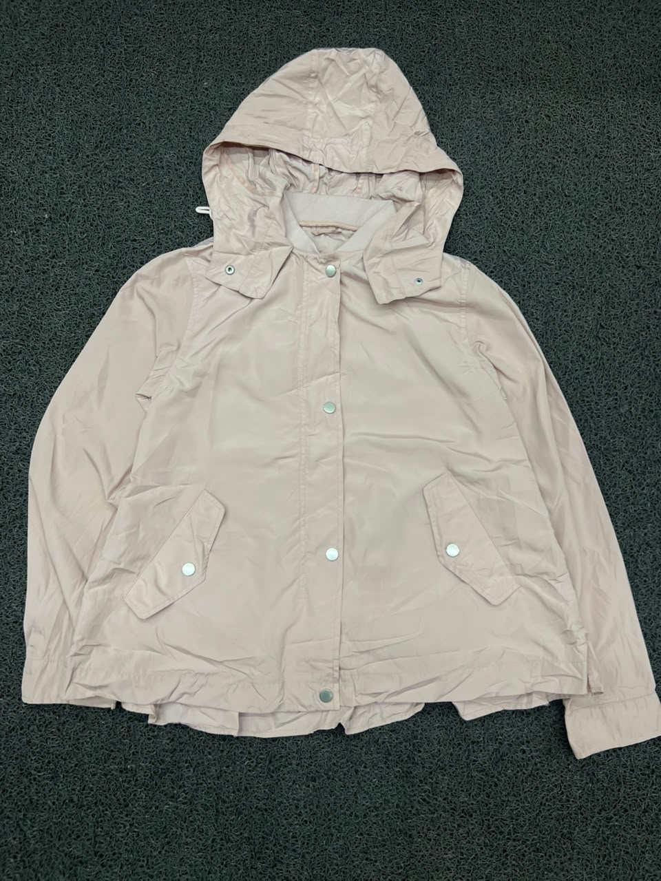 Hooded Lightweight Snap-Button Jacket