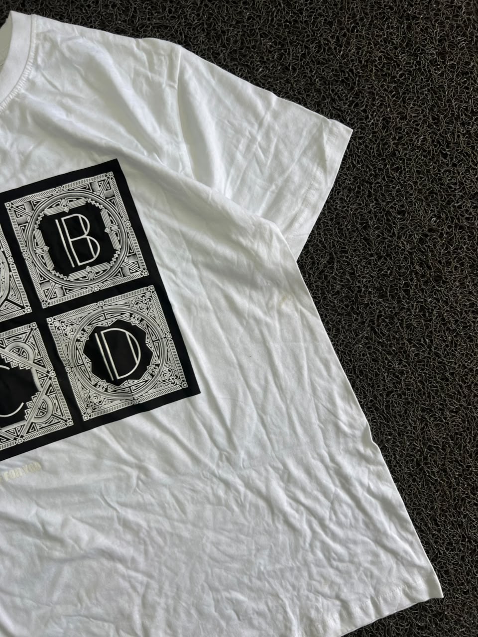 White Graphic Print Crew Neck T-Shirt – A B C D Design