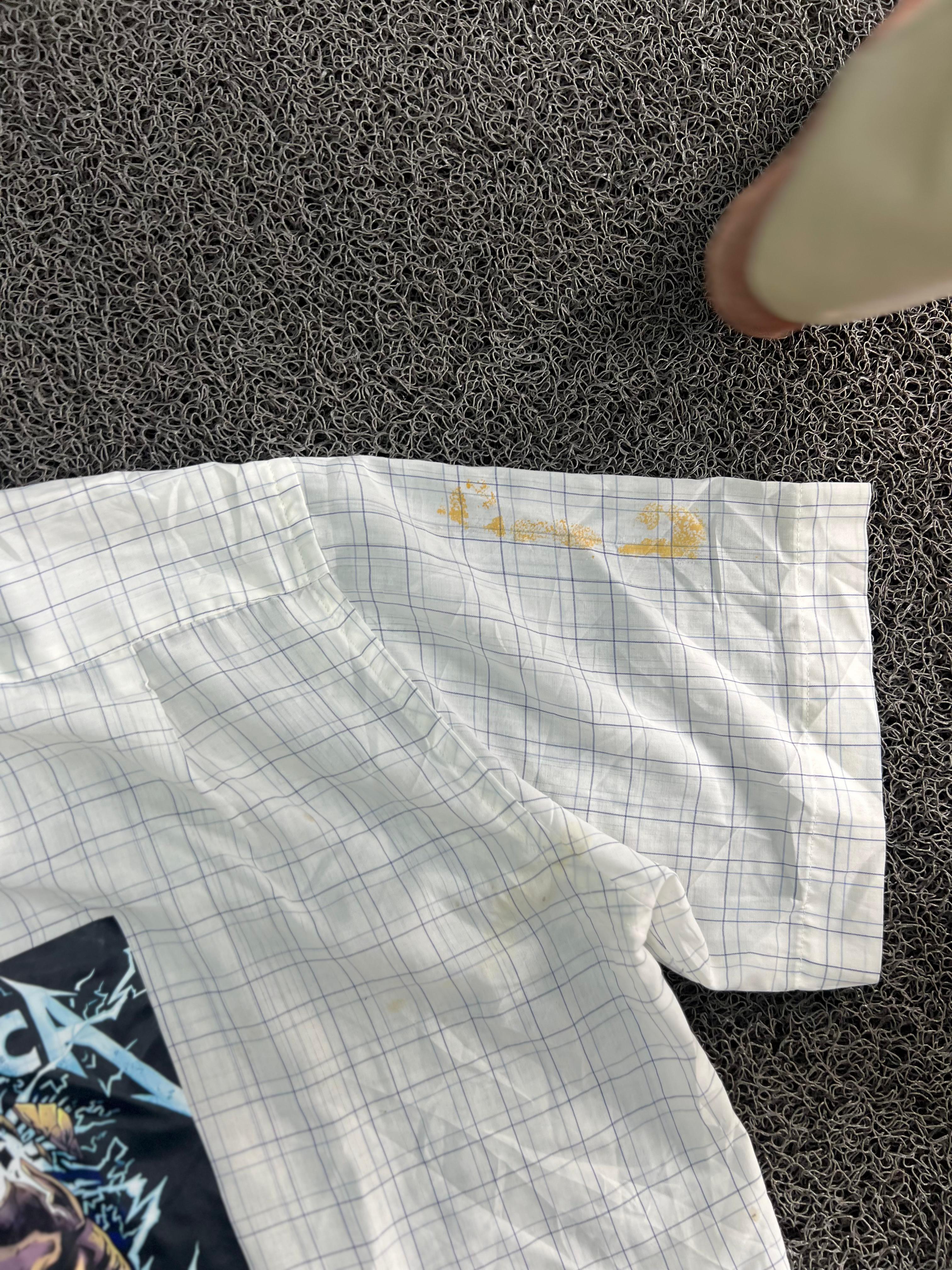 Thrifted Metallica Skull Graphic White Check Shirt(⚠️ Small Damage)