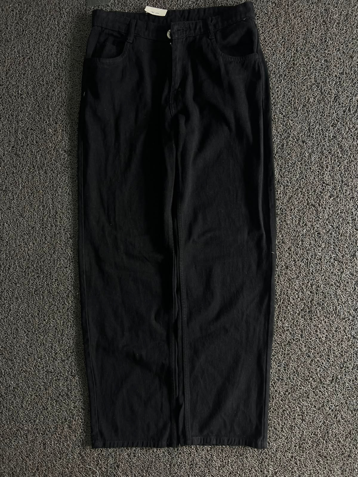 H&M Black Relaxed Straight-Leg Denim Jeans