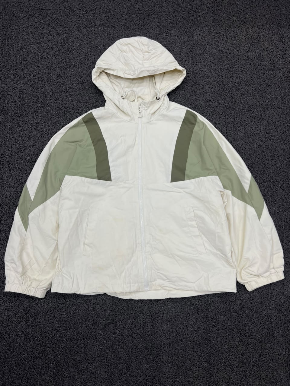 Classic Hooded Windbreaker Jacket with Color Block Design