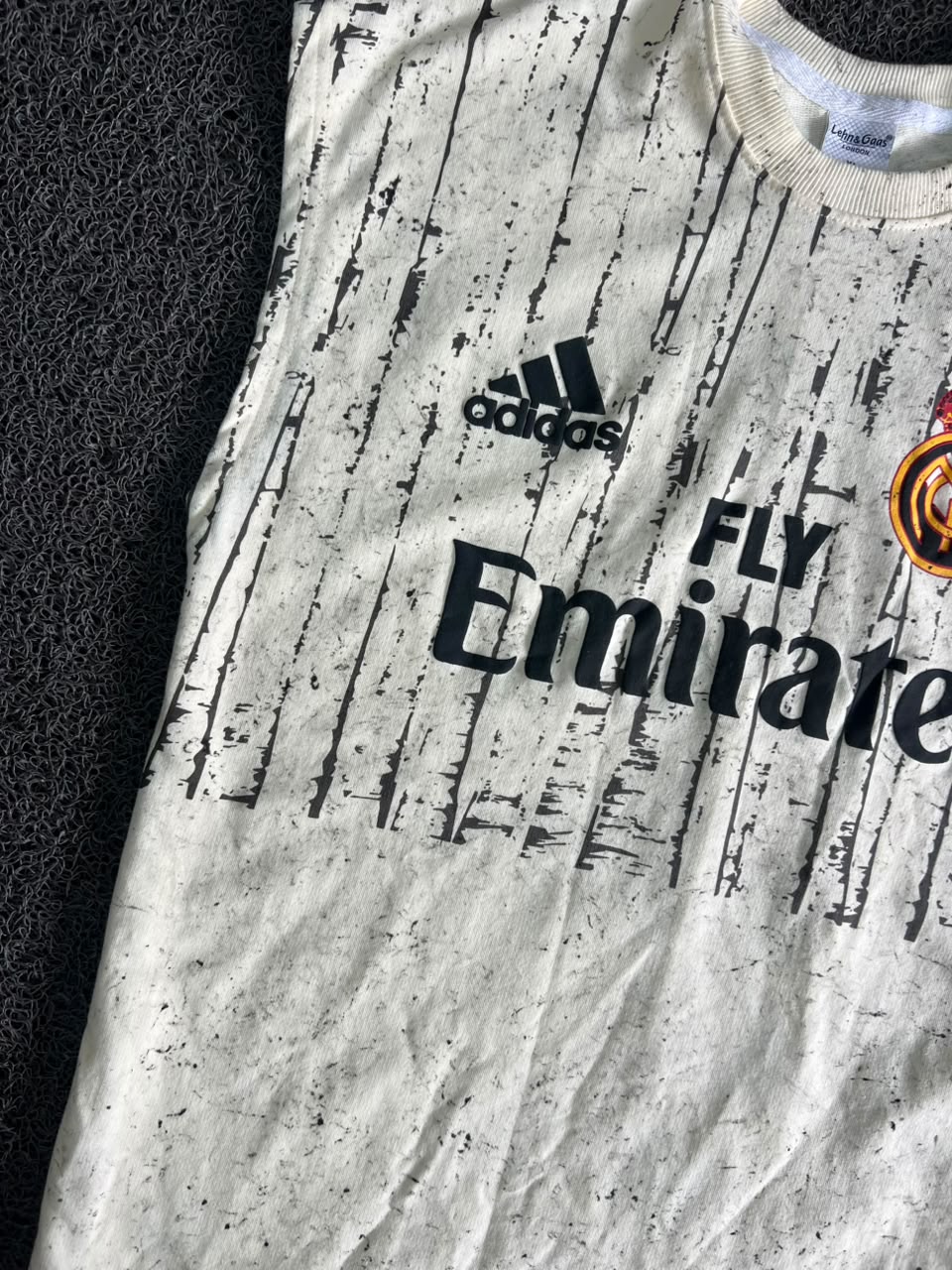 Adidas Real Madrid Sleeveless Football Tshirt – White Graphic Print Training T-Shirt | Fly Emirates