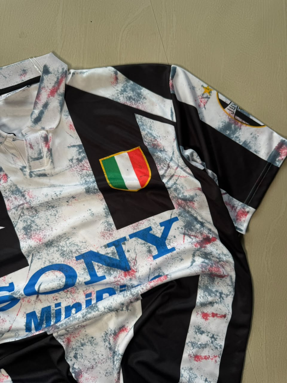 Juventus 1995/96 Home Jersey – Zinedine Zidane #21 | Retro Football Shirt