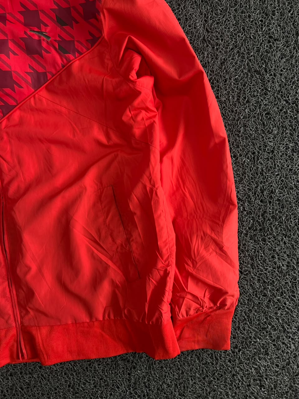 Red Geometric Hooded Windbreaker Jacket