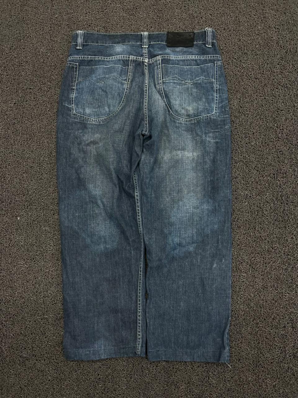 Vintage Dark Wash Relaxed Fit Denim Jeans