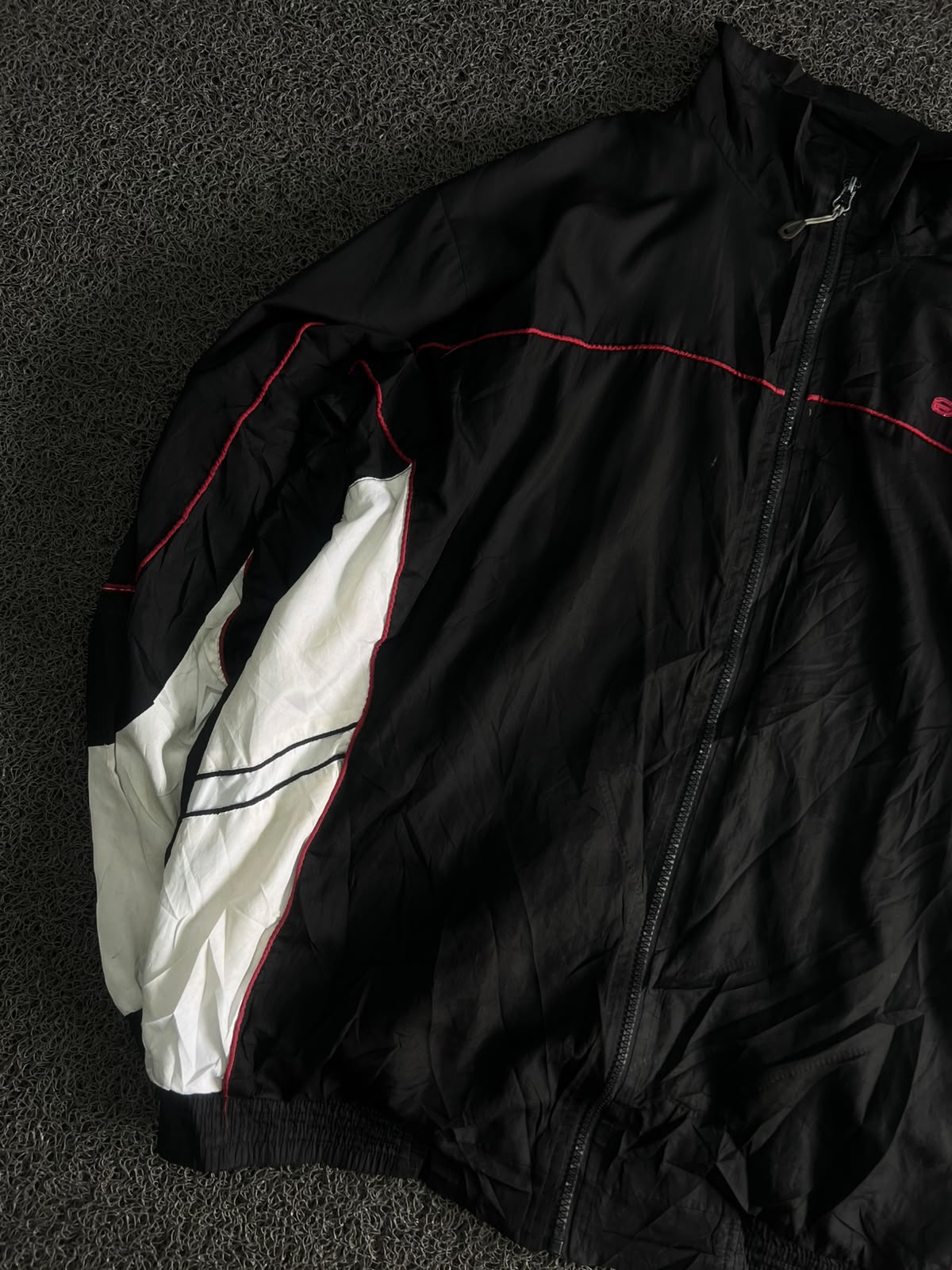 Black & White Colorblock Zip-Up Windbreaker Jacket with Red Detailing