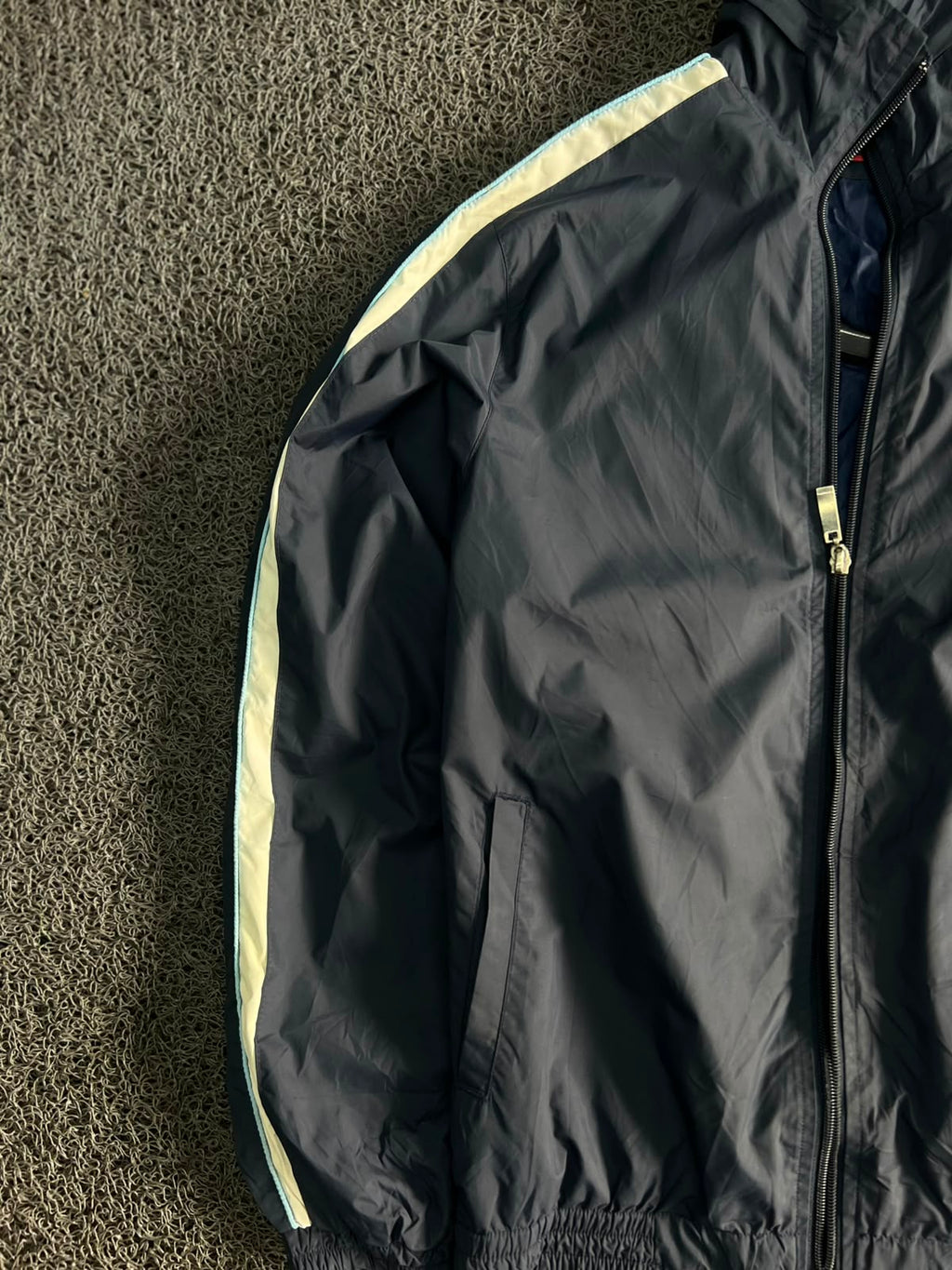 Sports Track Jacket – Full Zip Windbreaker | Zip Damaged ⚠️