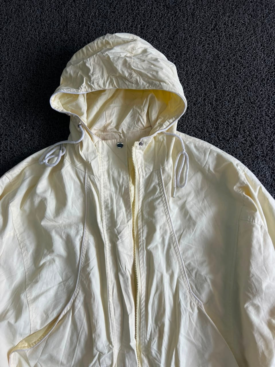 Hooded Lightweight Windbreaker Jacket | ⚠️ No Zip