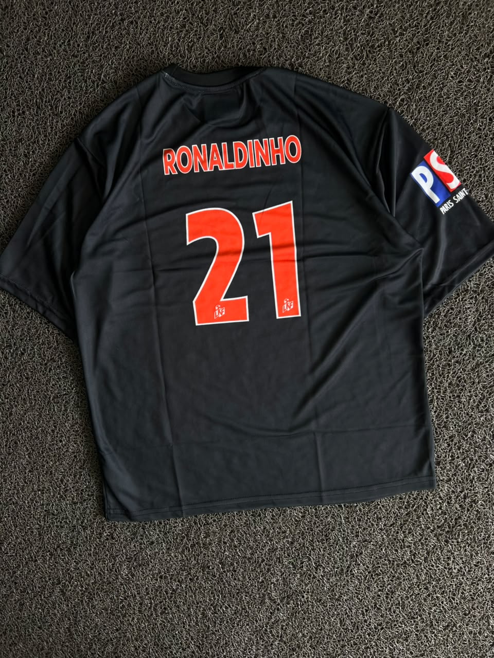 Ronaldinho #21 PSG 2001/02 Black Home Retro Football Jersey – Five Sleeve