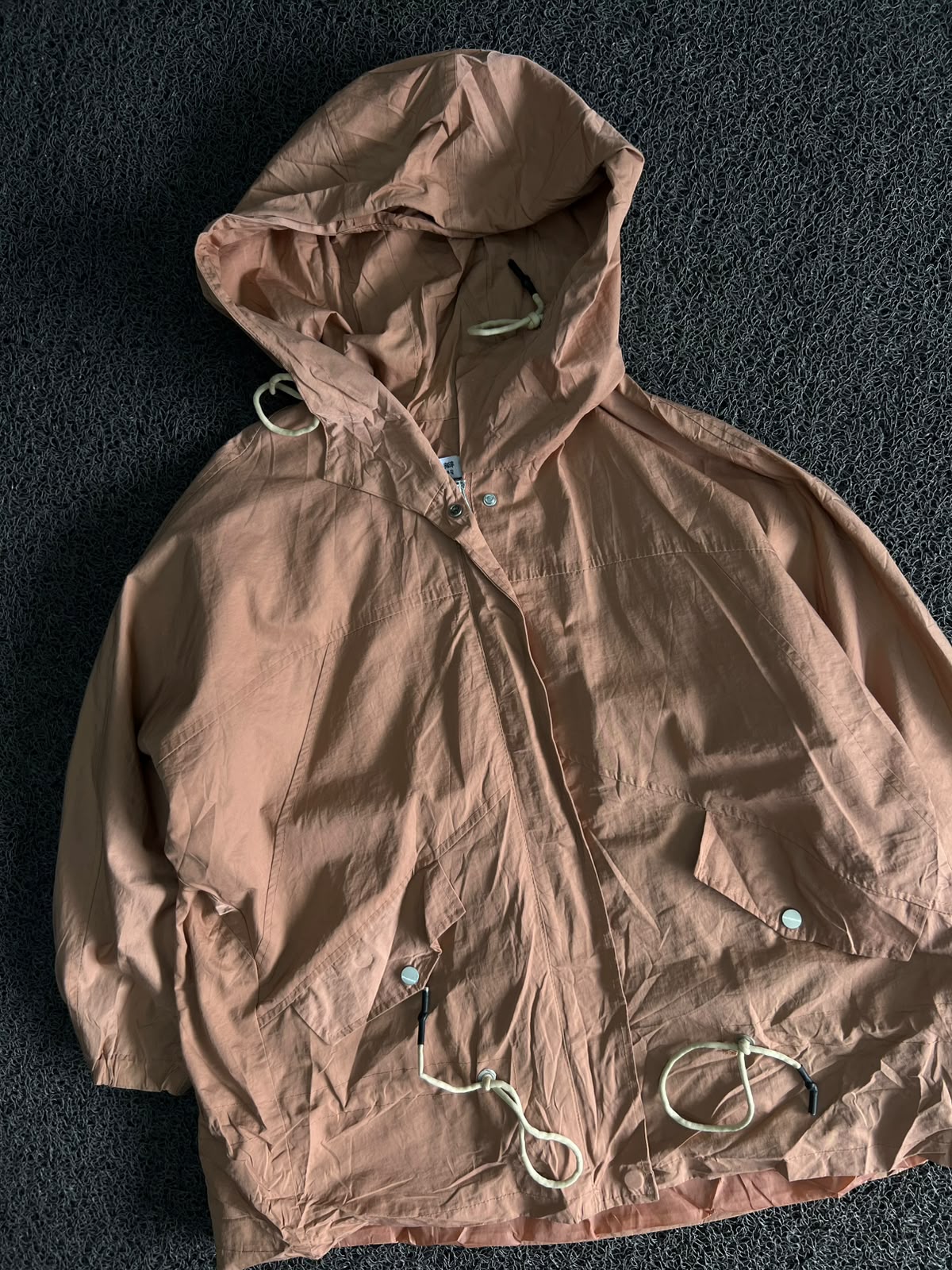 Hooded Lightweight Utility Jacket with Drawstring Hem