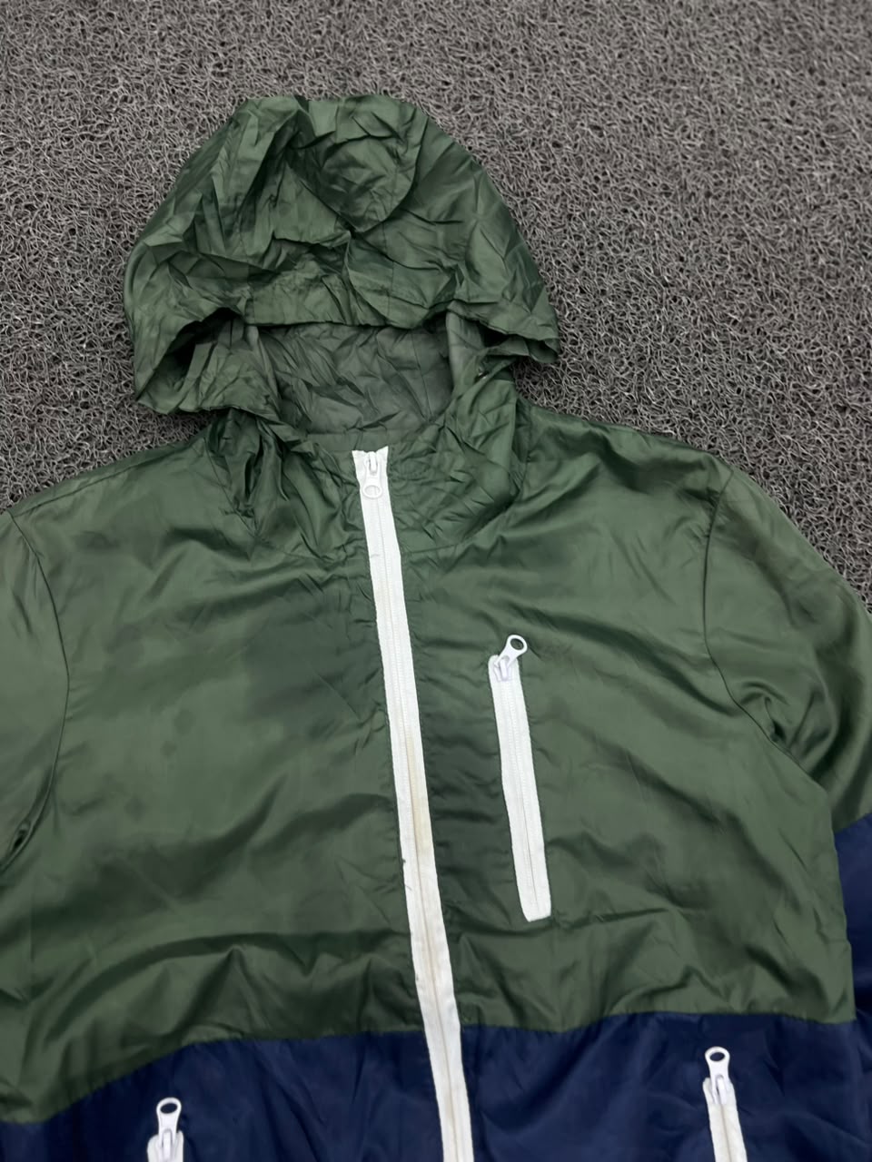 Green & Navy Color Block Hooded Windbreaker Jacket