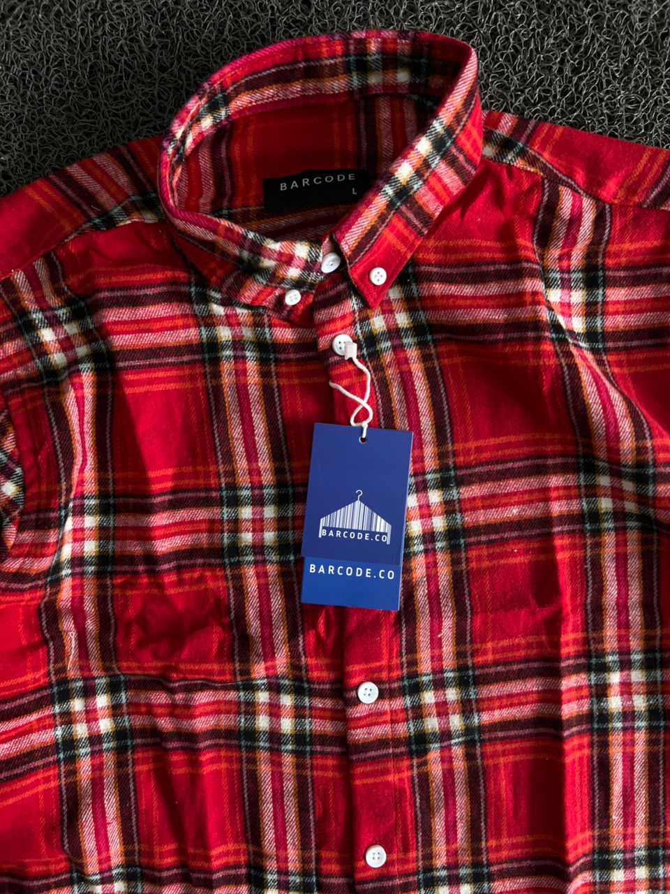 Barcode Red Plaid Flannel Button-Up Shirt – Red Checkered Casual Long Sleeve