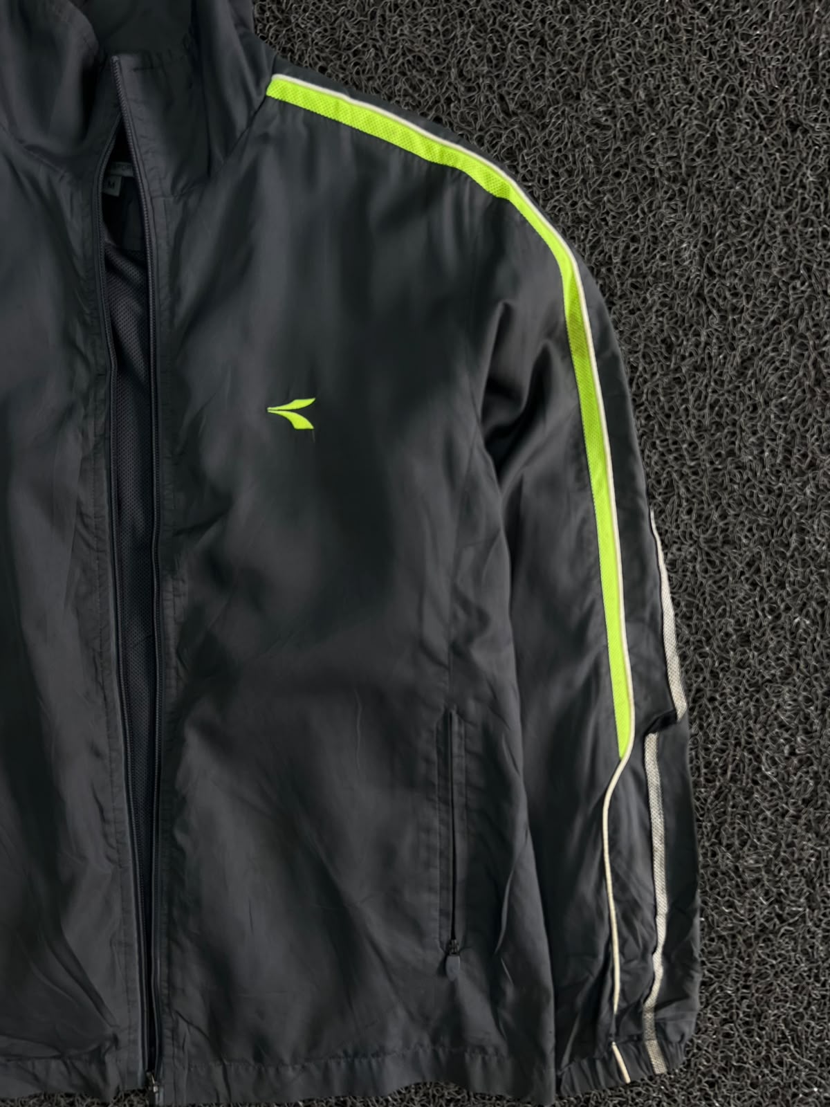 Diadora Lightweight Sports Track Jacket with Neon Stripe ⚠️ Small Stains and no zip