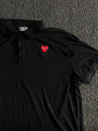 Polo T-Shirt with Red Heart Log – Vintage Streetwear Style ⚠️ Small Damage