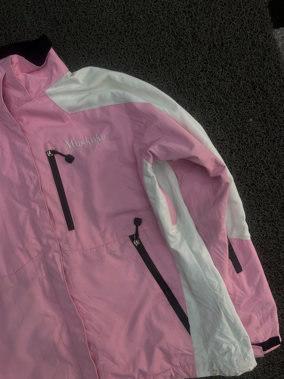 Vintage Muskoka Pink & White Outdoor Jacket ⚠️ Small Stains