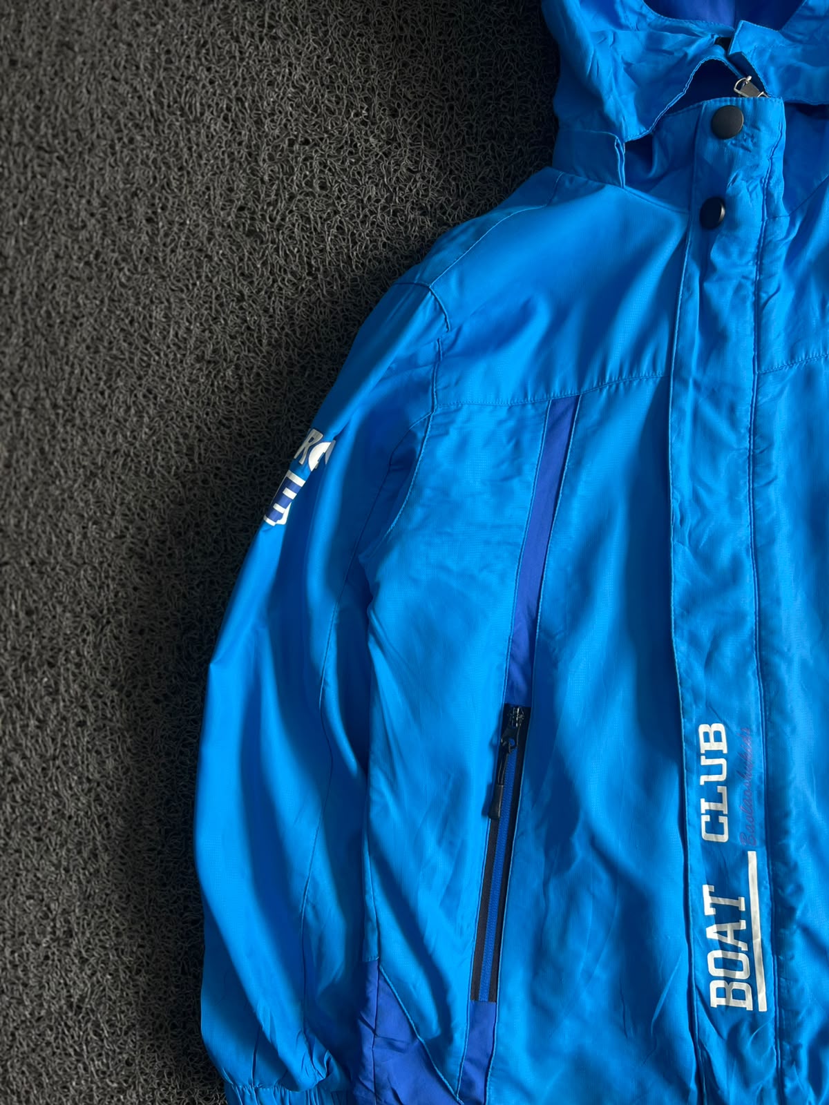 Blue Hooded Boat Club Outdoor Jacket – Waterproof Full-Zip Windbreaker